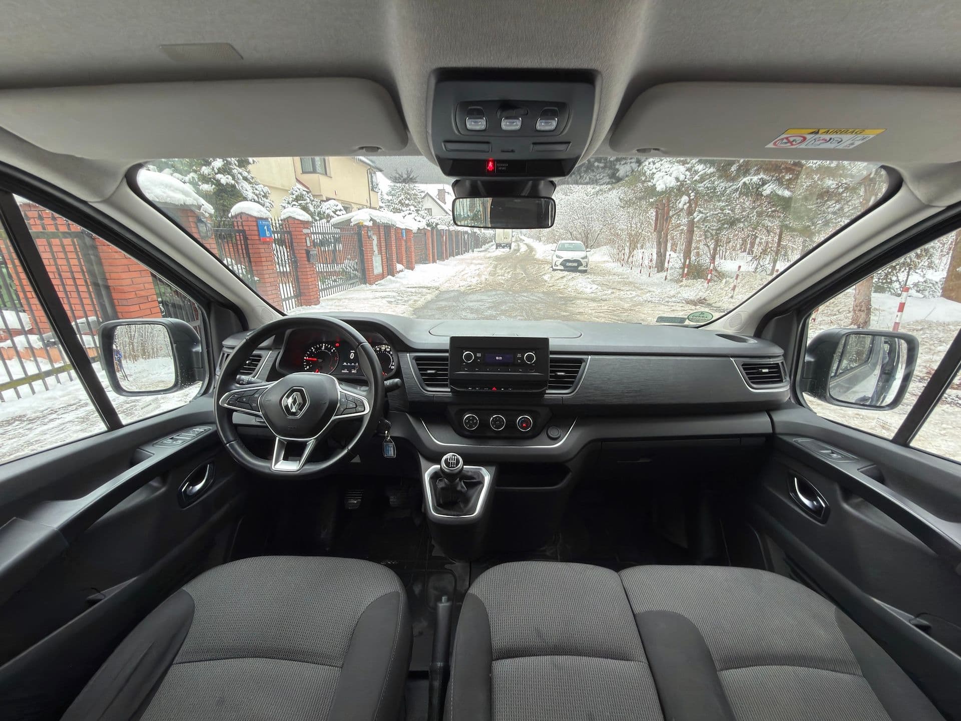 Renault Trafic Long 9-os 8/14