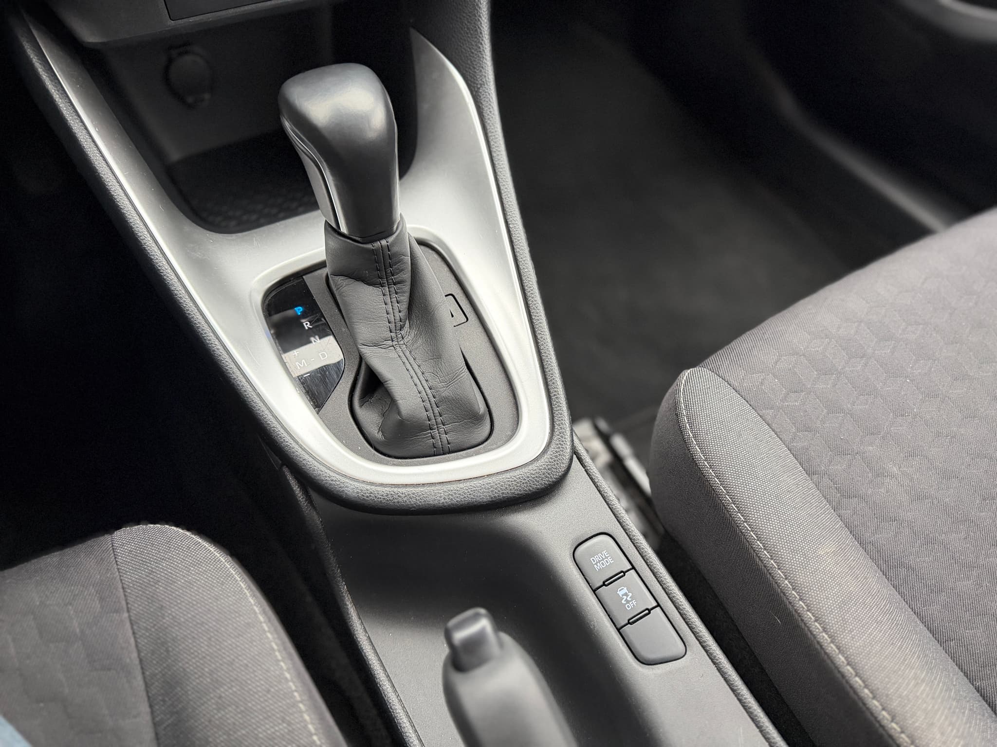 Toyota Yaris WE6W020 13/18