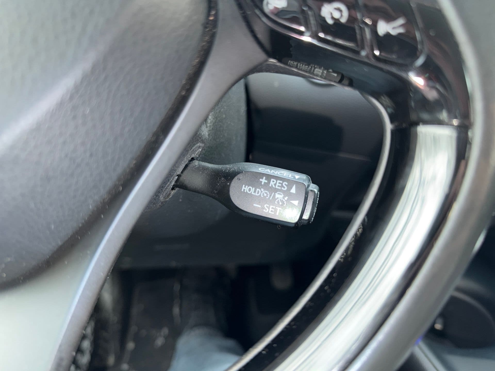 Toyota C-HR WE6E428 14/18