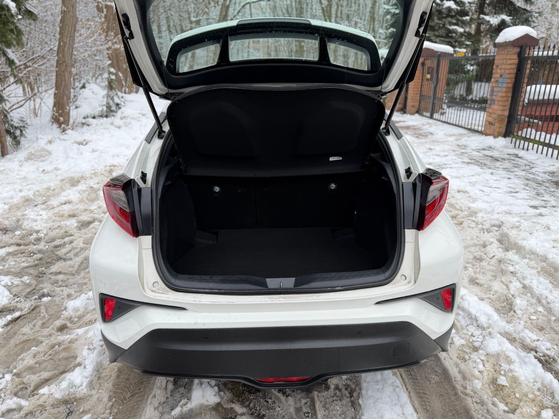 Toyota C-HR WE6E428 15/18