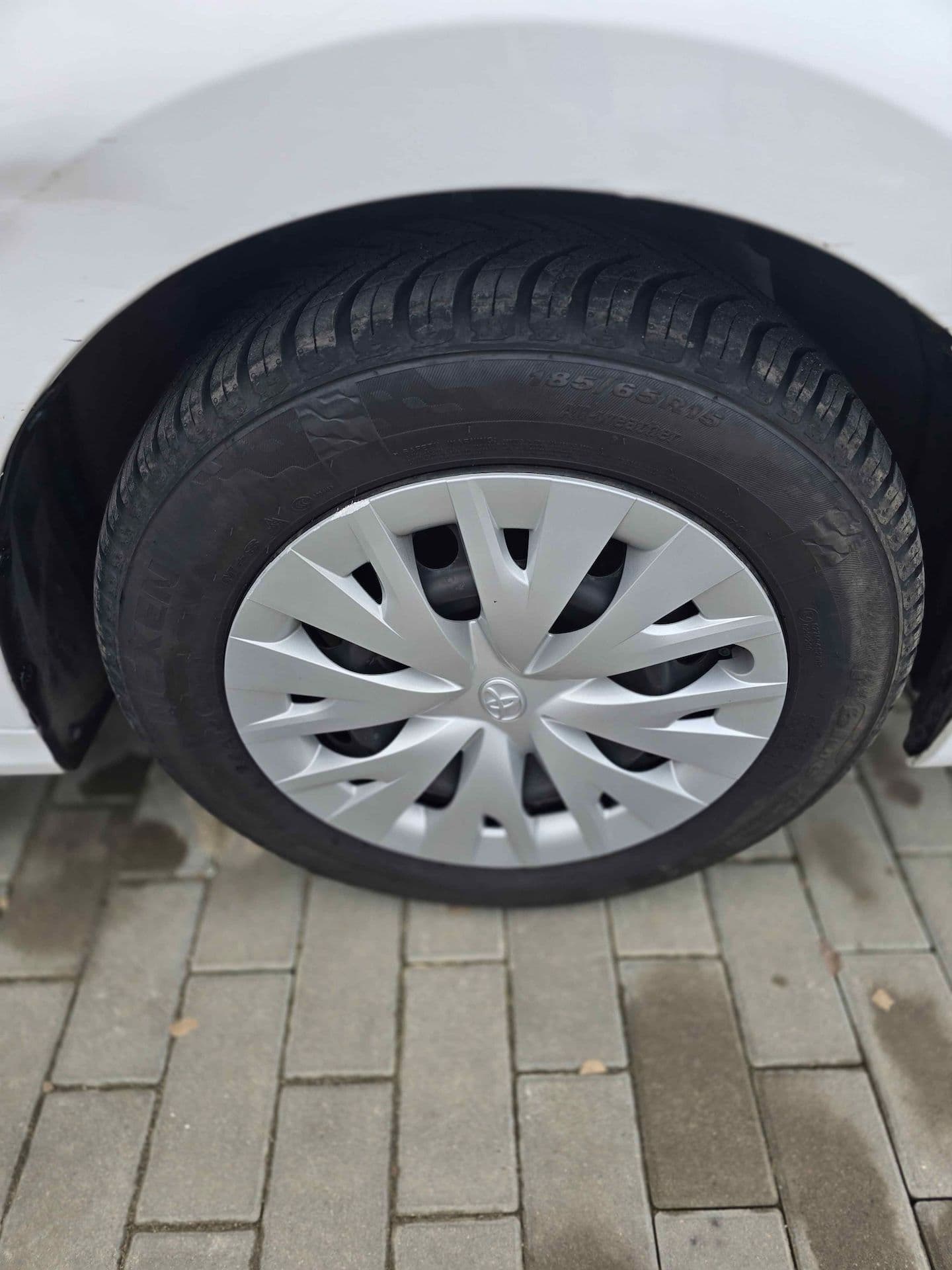 Toyota Yaris WE6U254 17/18