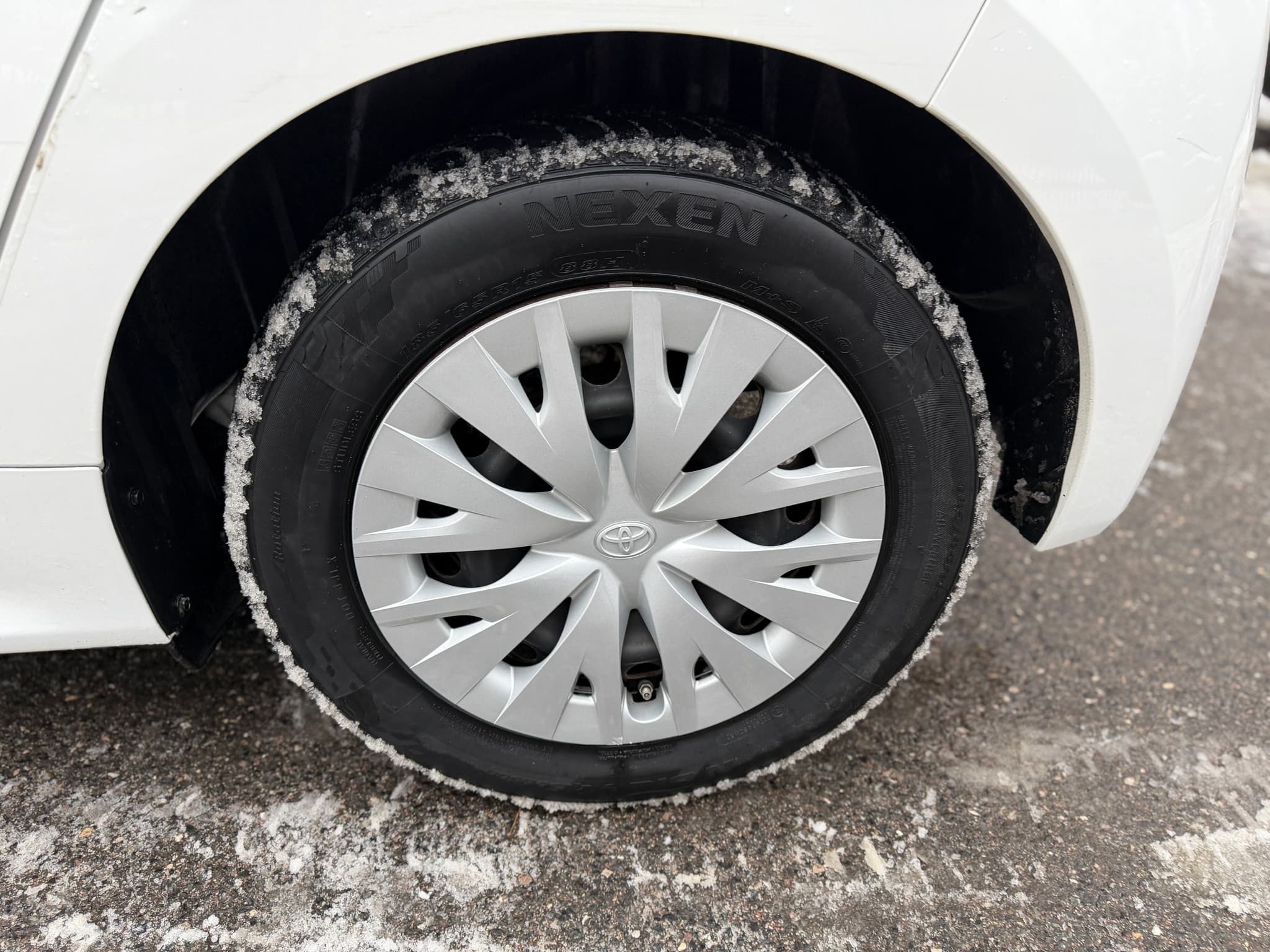 Toyota Yaris WE6U258 16/16