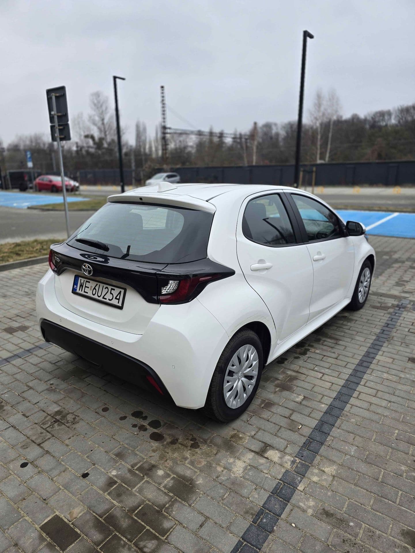 Toyota Yaris WE6U254 6/18