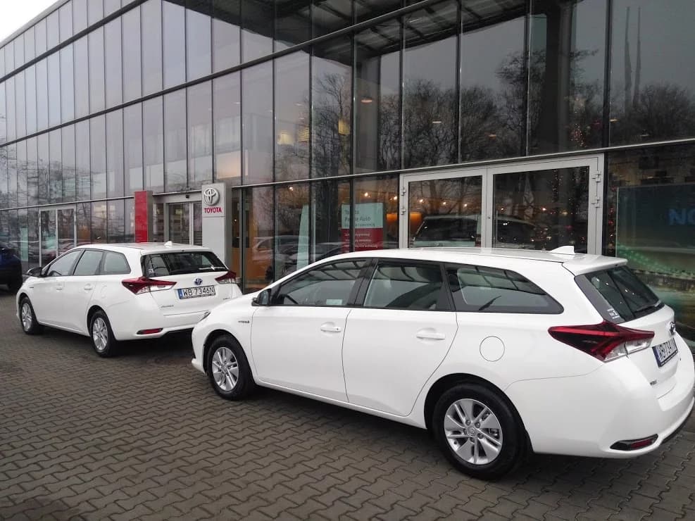 Toyota AURIS 2/5