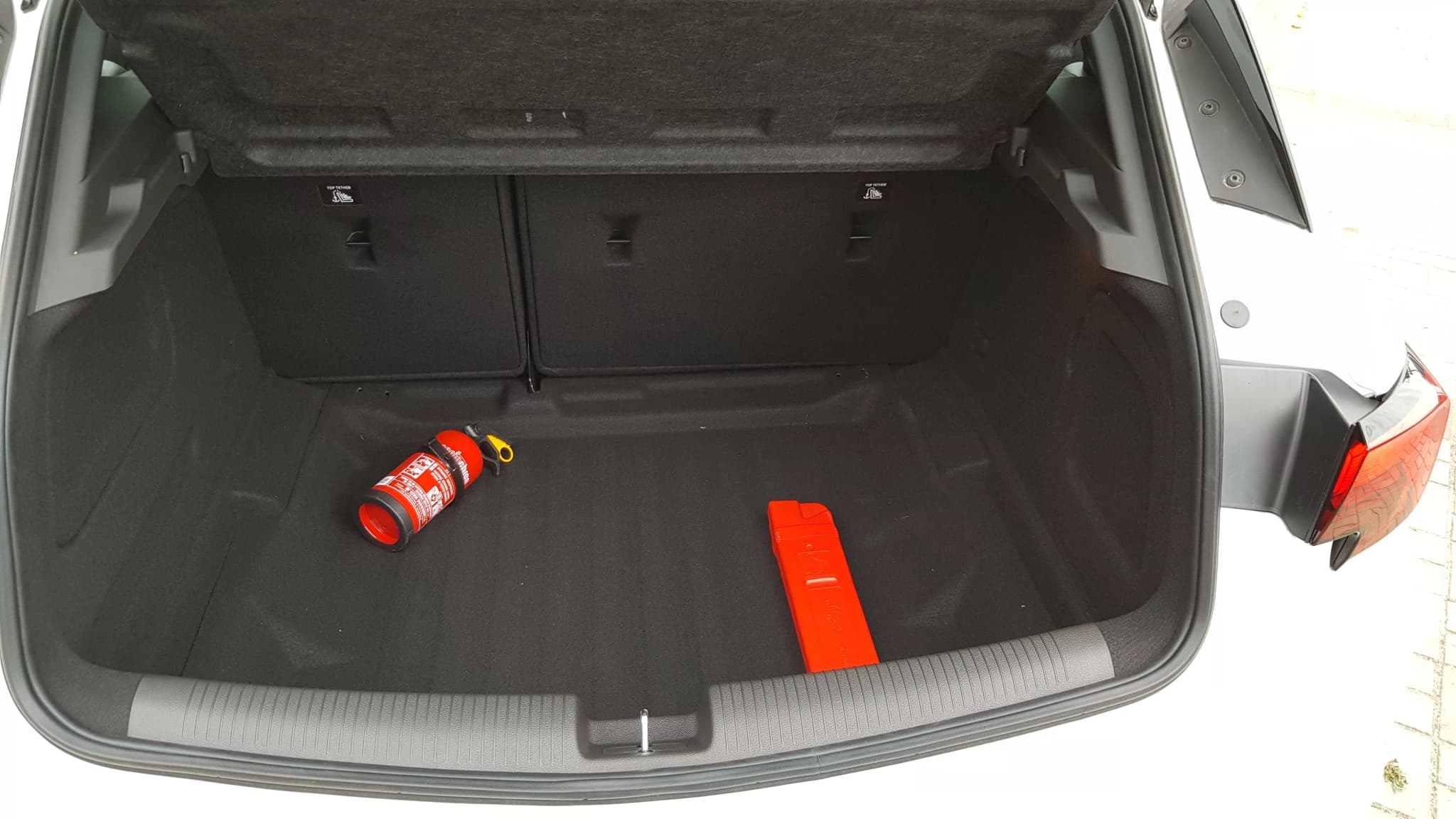 Opel ASTRA 4/6