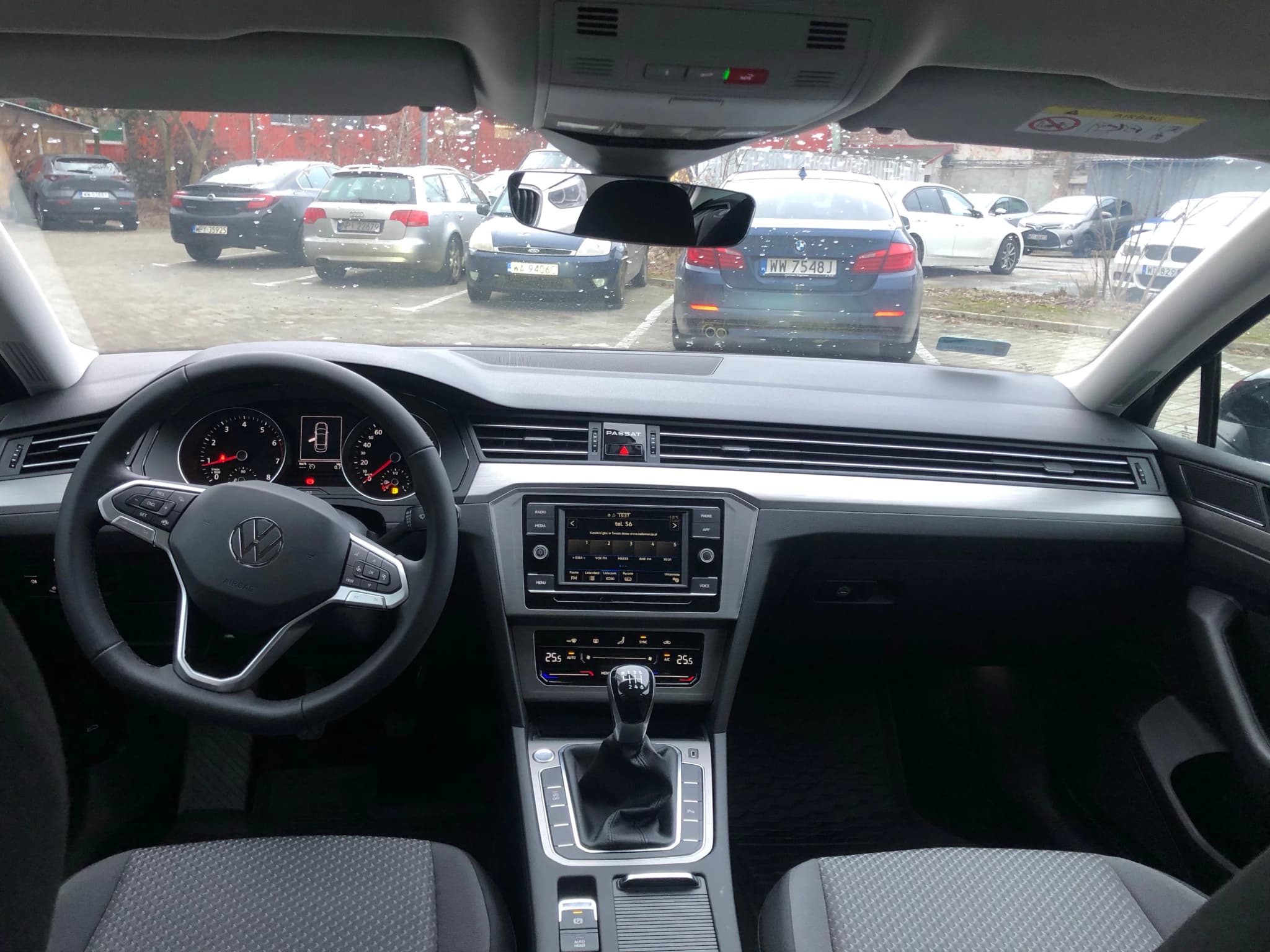Volkswagen PASSAT SEDAN 3/3