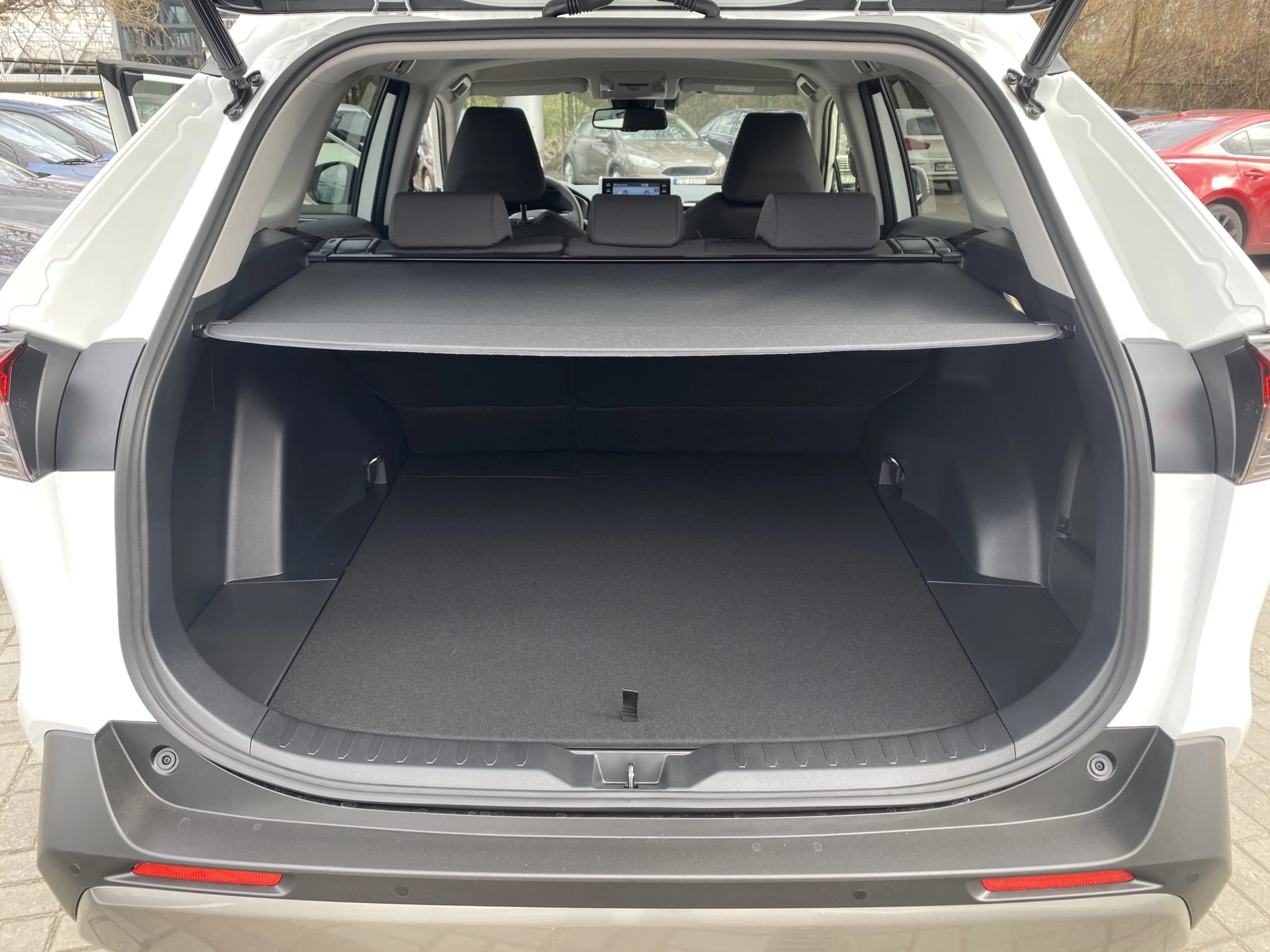 Toyota RAV4 9/12