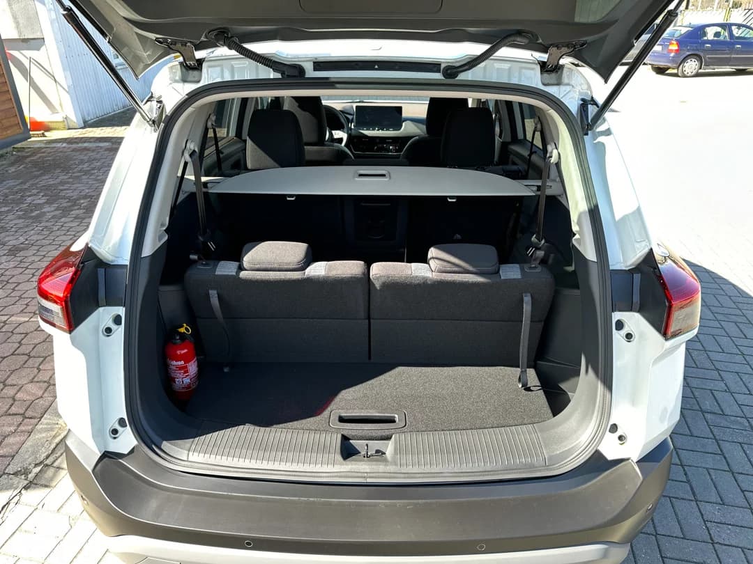 Nissan X-TRAIL 4/4