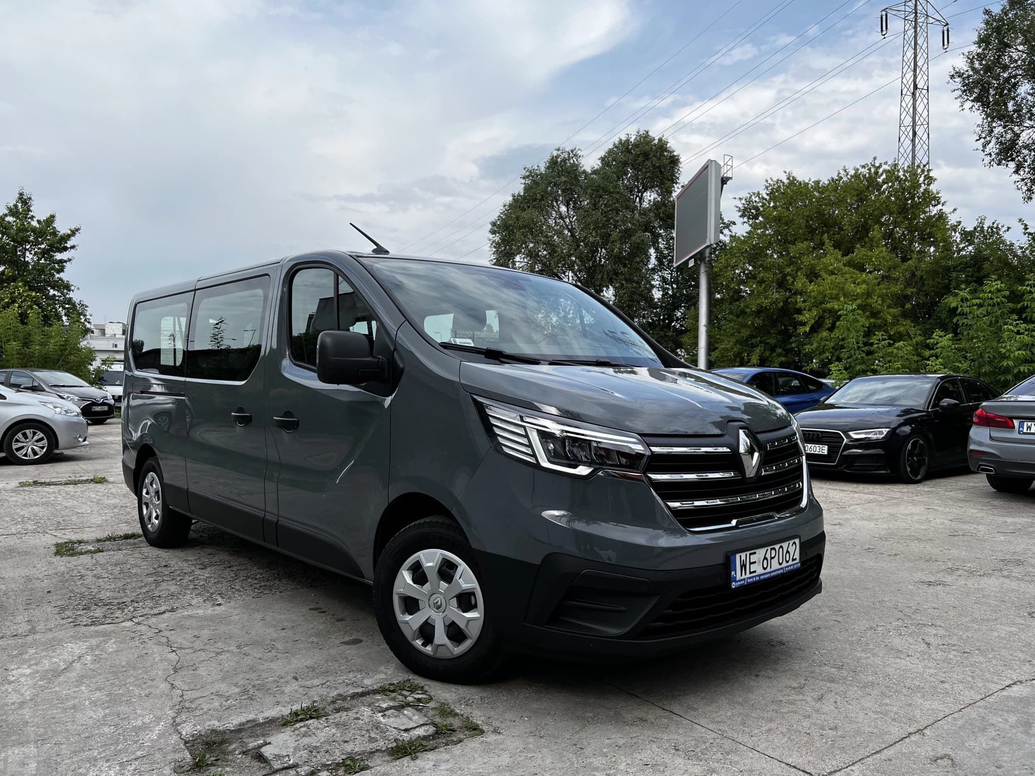 Renault TRAFIC 1/8