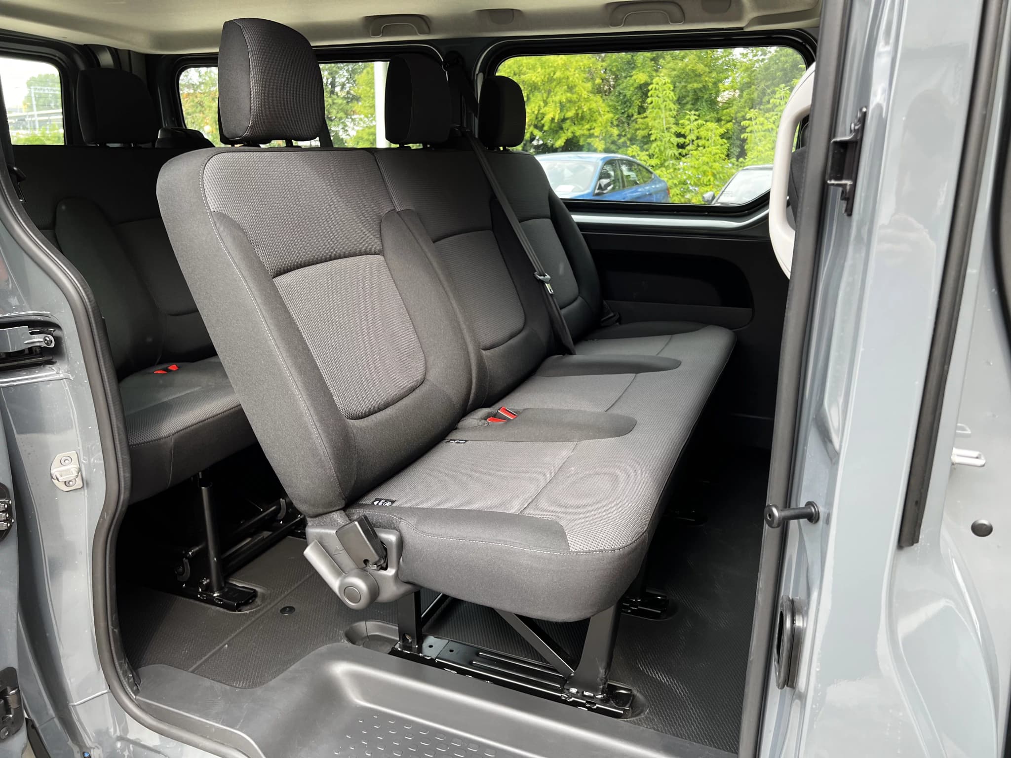 Renault TRAFIC 6/8