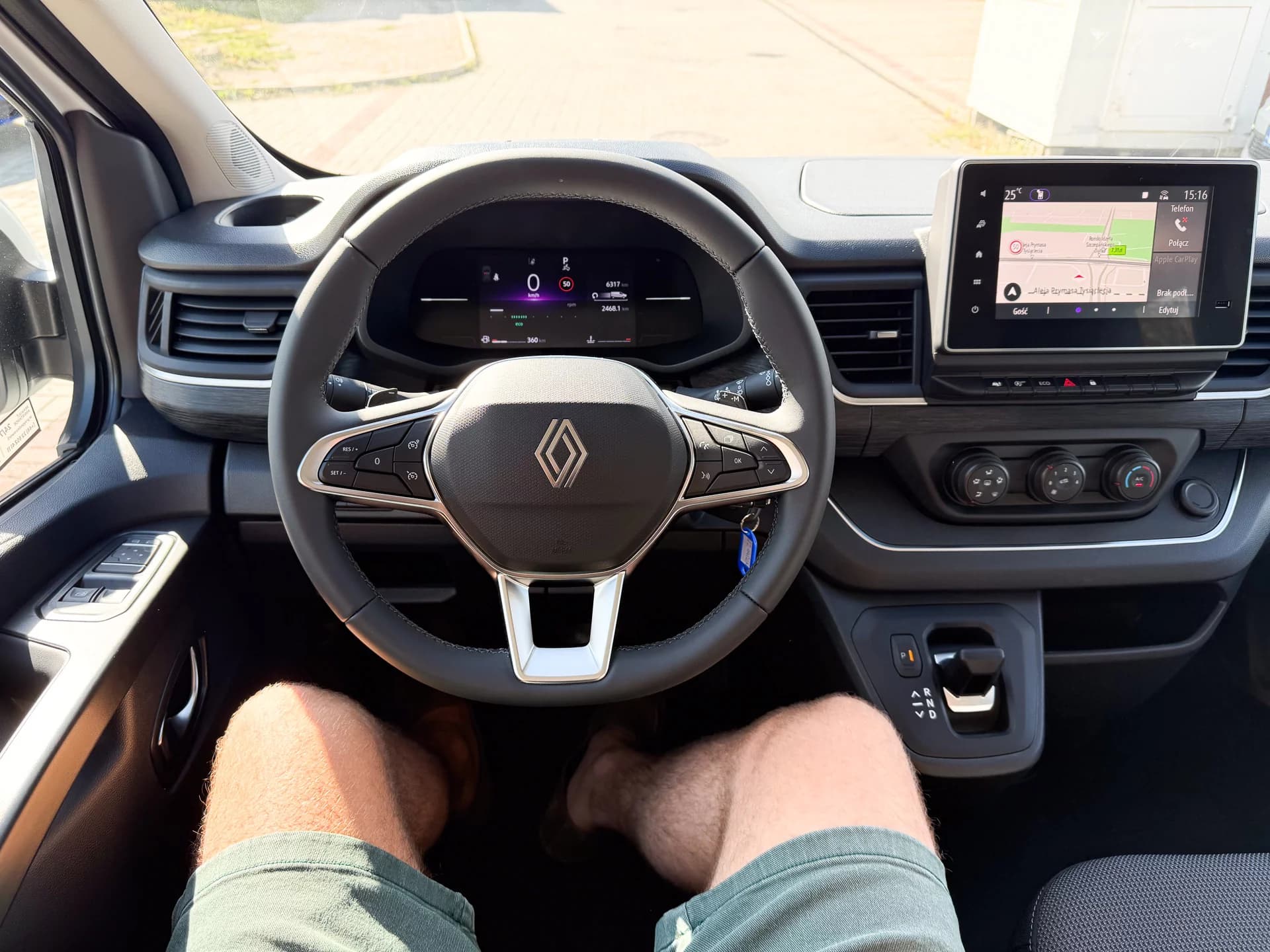 Renault TRAFIC 1/8